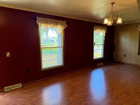 1727 Morgantown Road Brownsville KY 42210