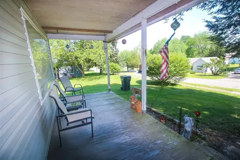 109 S Mceuen Avenue Earlington KY 42410