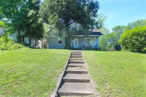 109 S Mceuen Avenue Earlington KY 42410