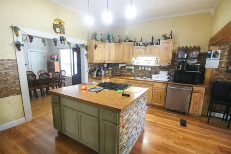 109 S Mceuen Avenue Earlington KY 42410