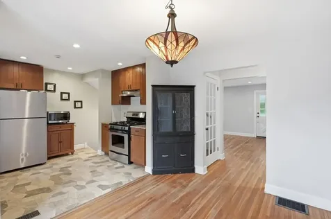 4122 Ledyard Road Louisville KY 40207