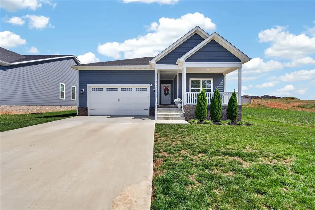 2061 Annapolis Lane Bowling Green KY 42103
