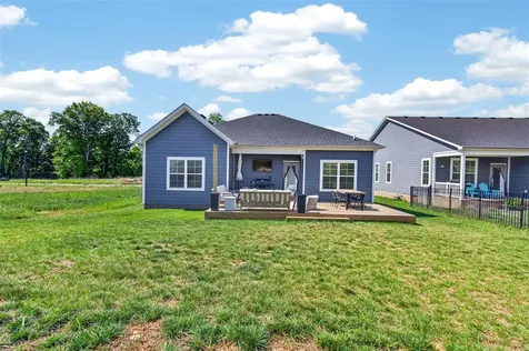 2061 Annapolis Lane Bowling Green KY 42103