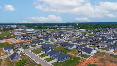 2061 Annapolis Lane Bowling Green KY 42103