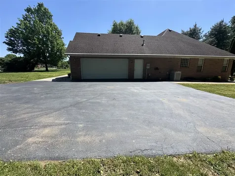 473 Birchwood Drive Bowling Green KY 42104