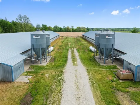 7540 W Ky-136 Calhoun KY 42327