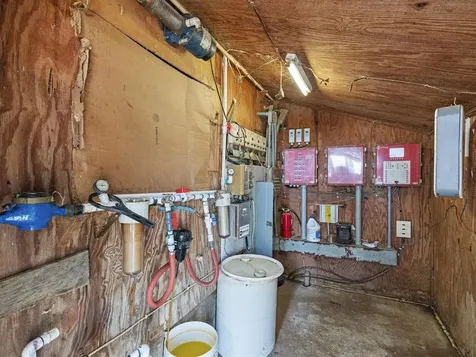 7540 W Ky-136 Calhoun KY 42327