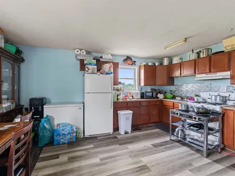 7540 W Ky-136 Calhoun KY 42327