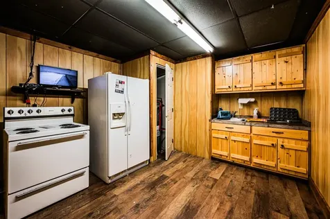 1400 Key Highway 259 N Brownsville KY 42210