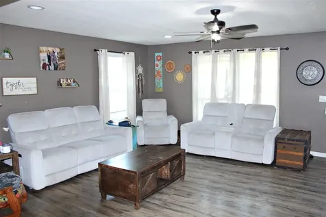3164 Meador Port Oliver Road Scottsville KY 42164