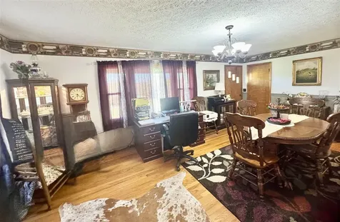 6236 State Route 176 Drakesboro KY 42337