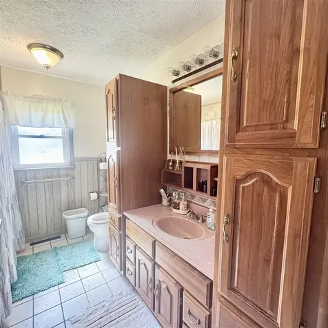 6236 State Route 176 Drakesboro KY 42337