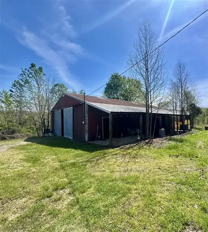 6236 State Route 176 Drakesboro KY 42337