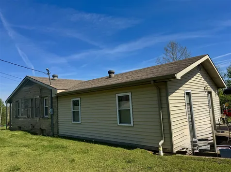 6236 State Route 176 Drakesboro KY 42337