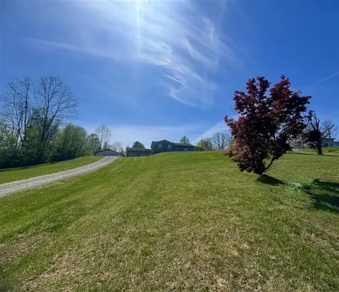 6236 State Route 176 Drakesboro KY 42337