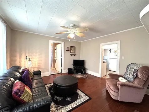 1474 Crow Road Glasgow KY 42141