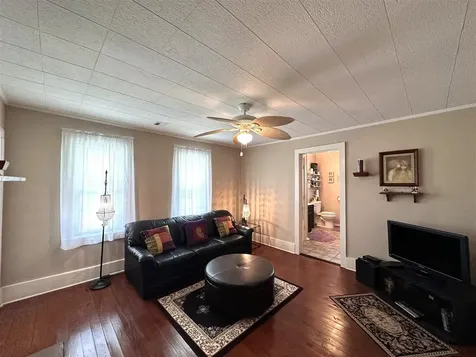 1474 Crow Road Glasgow KY 42141