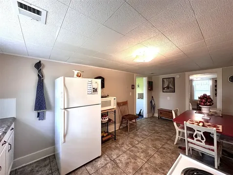 1474 Crow Road Glasgow KY 42141