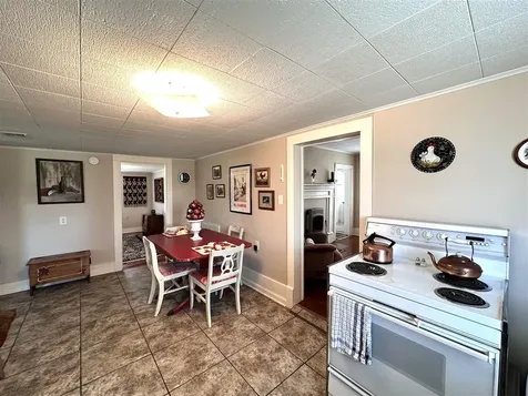 1474 Crow Road Glasgow KY 42141