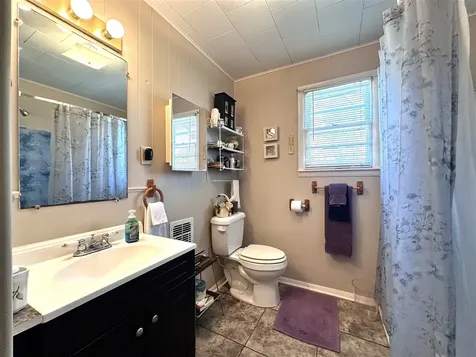 1474 Crow Road Glasgow KY 42141