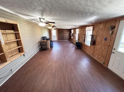 3230 Rex Road Hardyville KY 42746