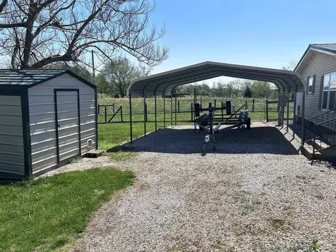 3230 Rex Road Hardyville KY 42746