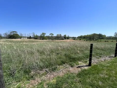 3230 Rex Road Hardyville KY 42746