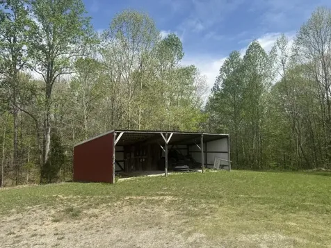 7111 S Highway 431 Belton KY 42324