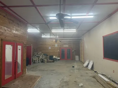 7111 S Highway 431 Belton KY 42324