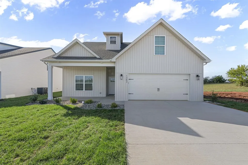 1383 Rhythm Lane Bowling Green KY 42101