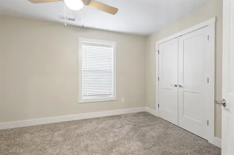 1383 Rhythm Lane Bowling Green KY 42101
