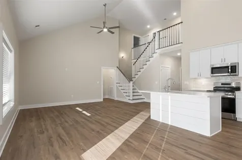 1383 Rhythm Lane Bowling Green KY 42101