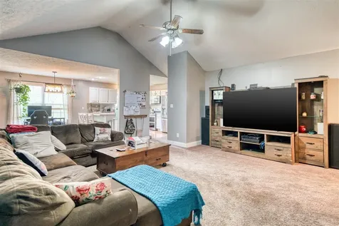 781 Claw Court Hopkinsville KY 42240