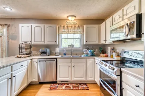 781 Claw Court Hopkinsville KY 42240