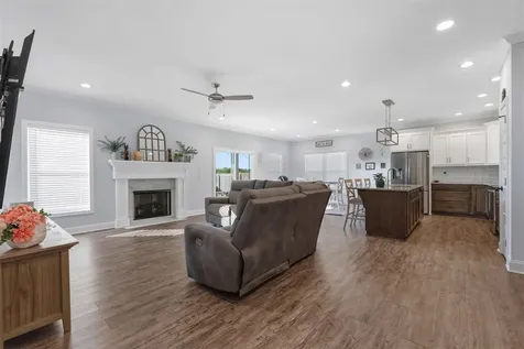 637 Boston Park Drive Bowling Green KY 42103