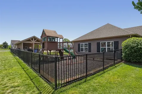 637 Boston Park Drive Bowling Green KY 42103