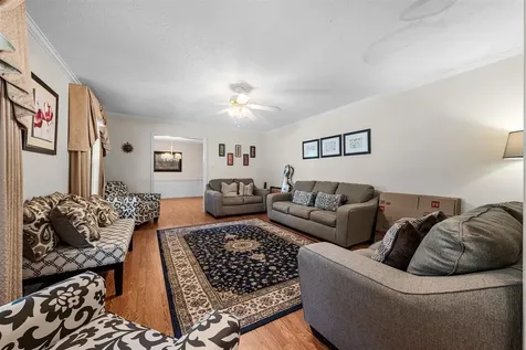 518 Drakesborough Drive Bowling Green KY 42103