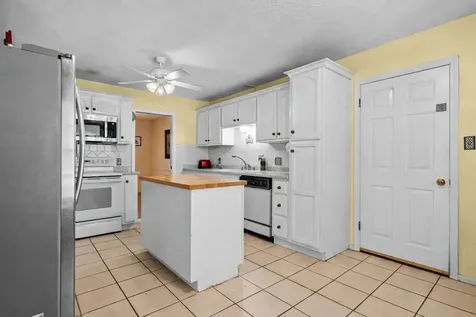 518 Drakesborough Drive Bowling Green KY 42103