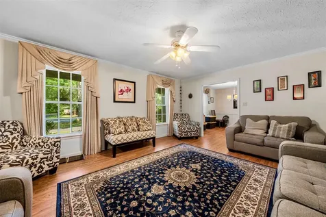 518 Drakesborough Drive Bowling Green KY 42103