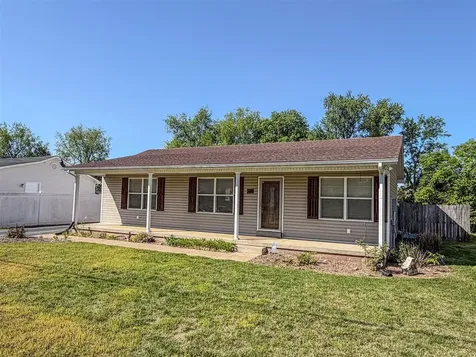 145 Bon Aire Avenue Bowling Green KY 42101