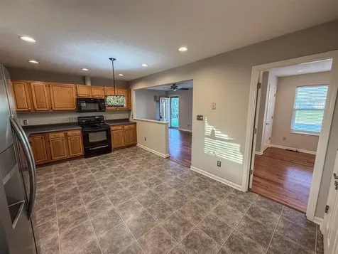 145 Bon Aire Avenue Bowling Green KY 42101