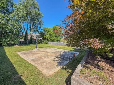 145 Bon Aire Avenue Bowling Green KY 42101