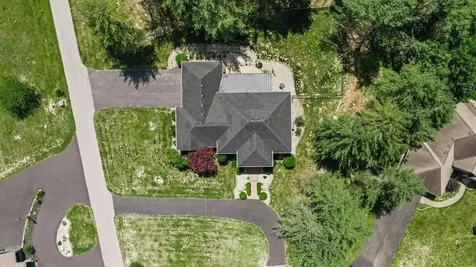 11 Whispering Pine Lane Scottsville KY 42164