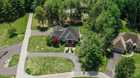 11 Whispering Pine Lane Scottsville KY 42164