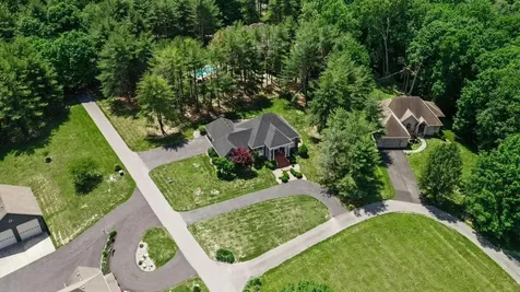 11 Whispering Pine Lane Scottsville KY 42164