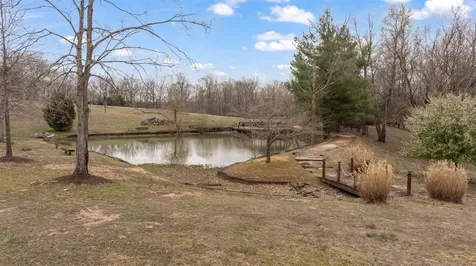 11 Whispering Pine Lane Scottsville KY 42164