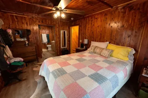 909 Angus Road Canmer KY 42722