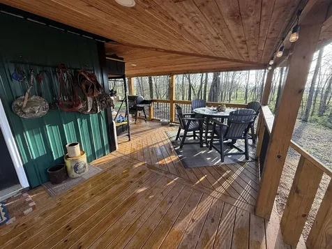 909 Angus Road Canmer KY 42722