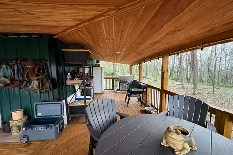 909 Angus Road Canmer KY 42722