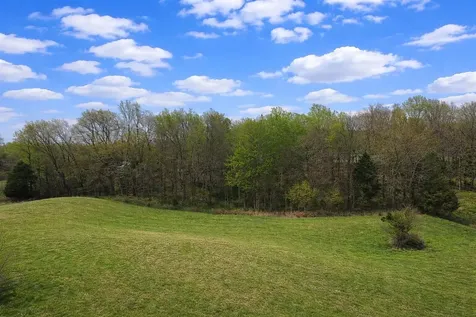 909 Angus Road Canmer KY 42722